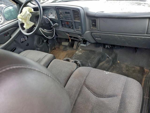 Chevrolet Silverado C1500 Image 12