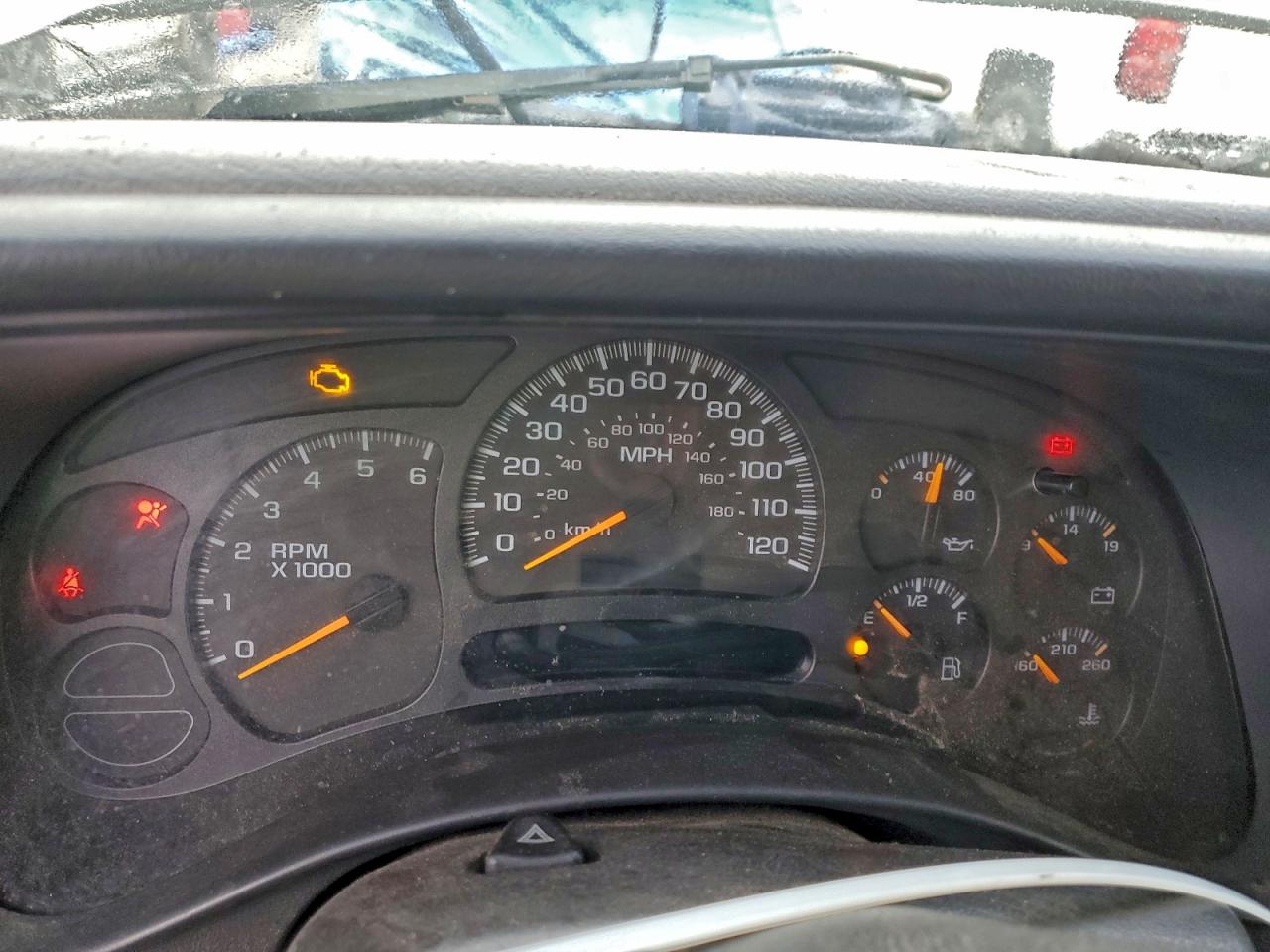 Chevrolet Silverado C1500 Image 4