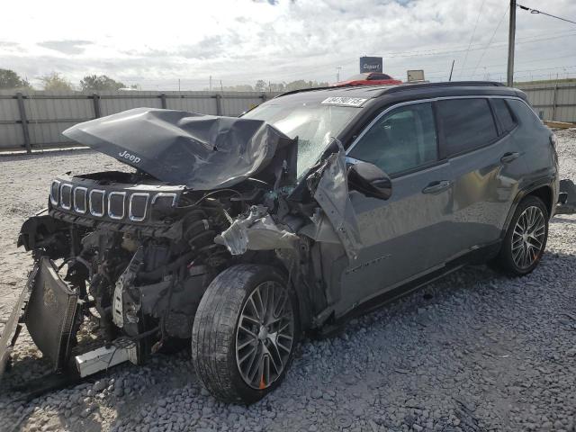  Salvage Jeep Compass