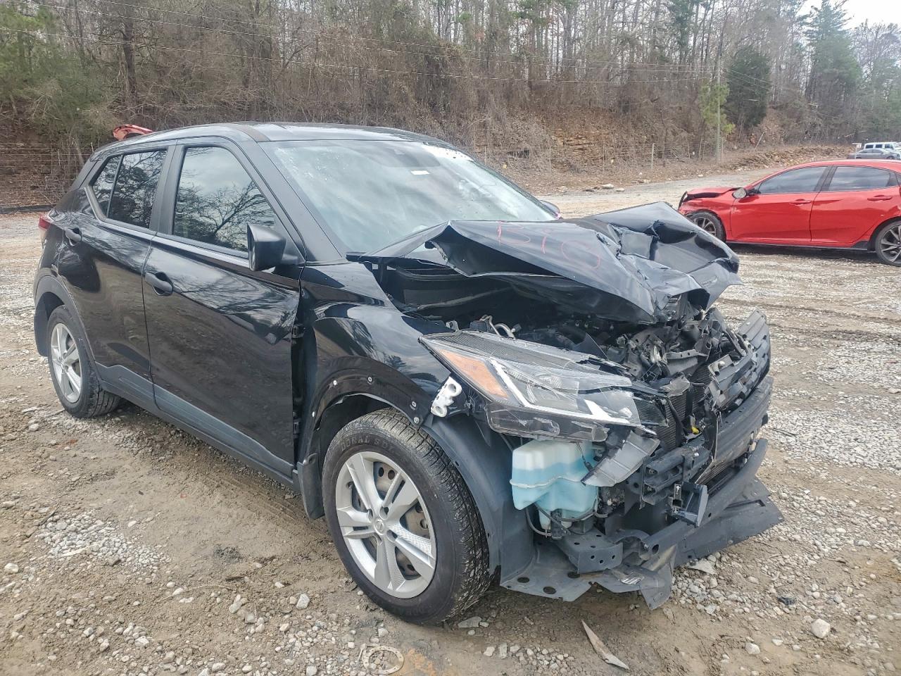 Nissan Kicks S Image 9