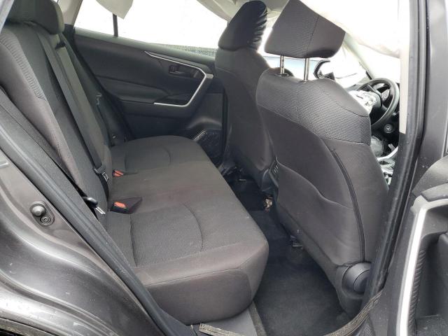 Toyota RAV4 Le Image 9