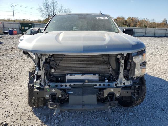 Chevrolet Silverado C1500 Custom Image 3