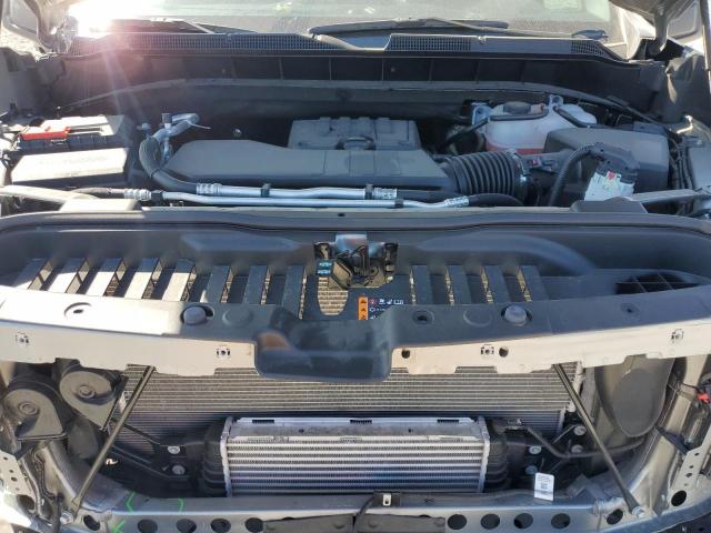 Chevrolet Silverado C1500 Custom Image 11