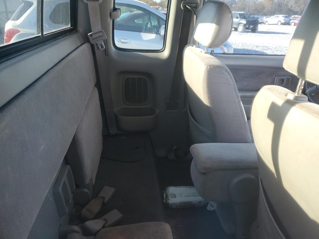 Toyota Tacoma Xtracab Image 6