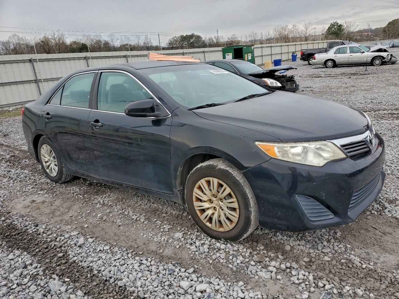 Toyota Camry Base Image 5