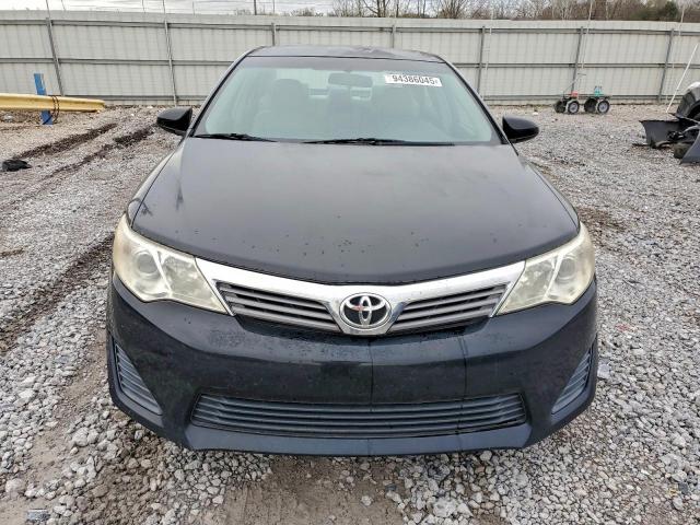 Toyota Camry Base Image 12