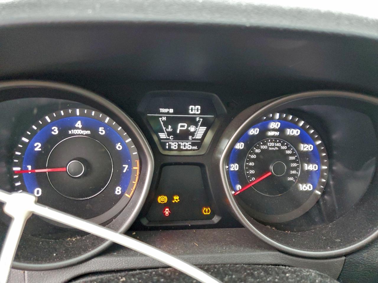 Hyundai ELANTRA Se Image 9