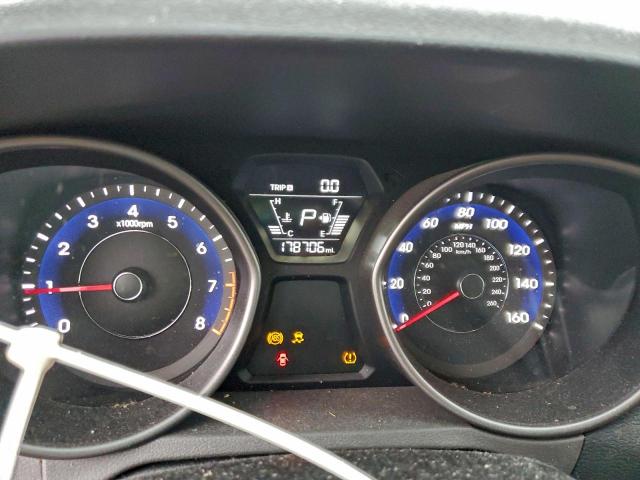 Hyundai ELANTRA Se Image 9