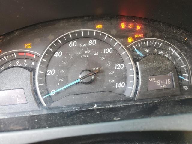 Toyota Camry Le Image 11