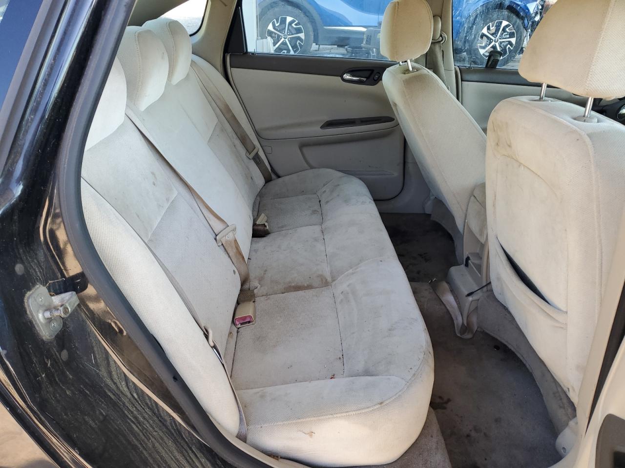 Chevrolet Impala Lt Image 8