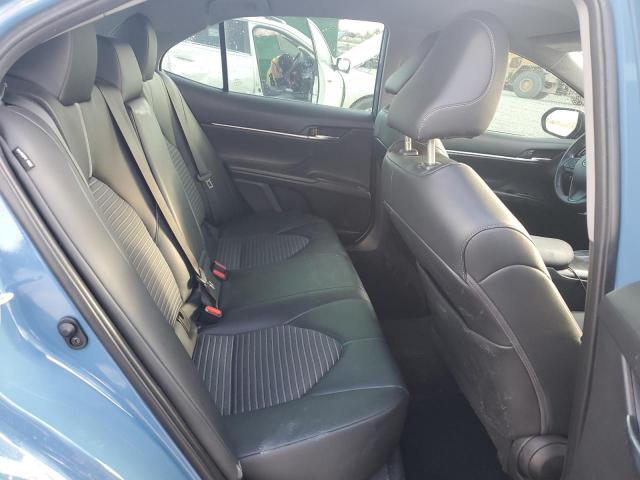 Toyota Camry Se Night Shade Image 10