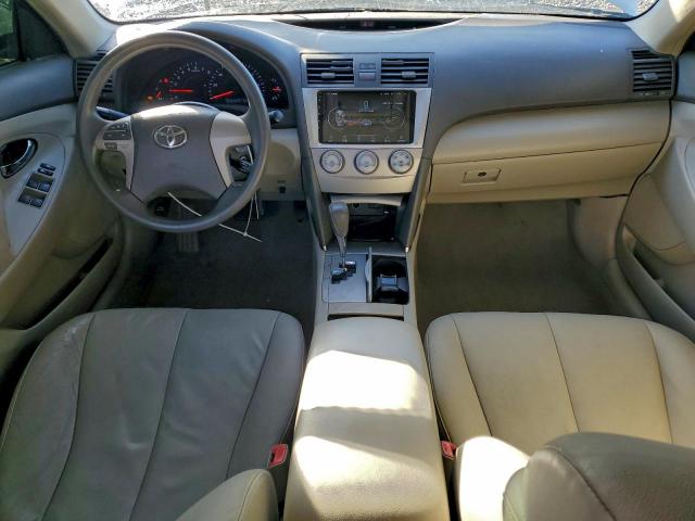 Toyota Camry Base Image 10