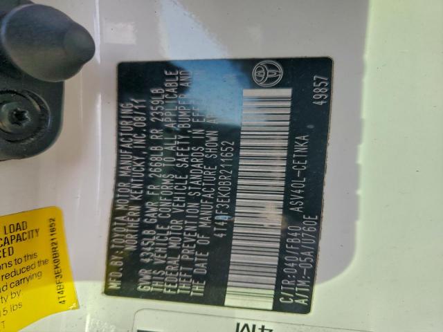 Toyota Camry Base Image 9