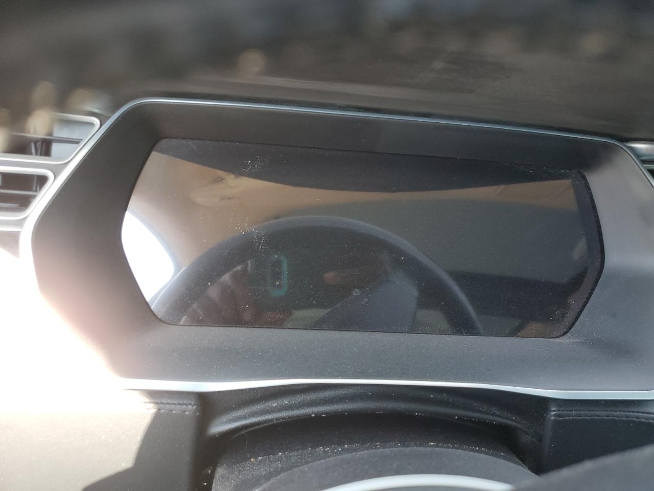 Tesla Model S P85d Image 12