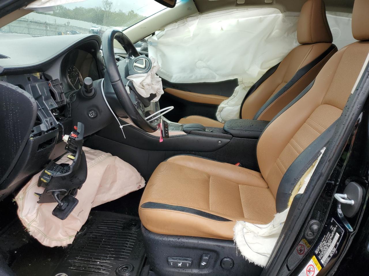 Lexus NX 200t Base Image 8