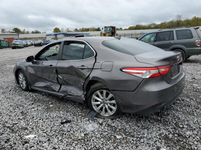 Toyota Camry Le Image 2