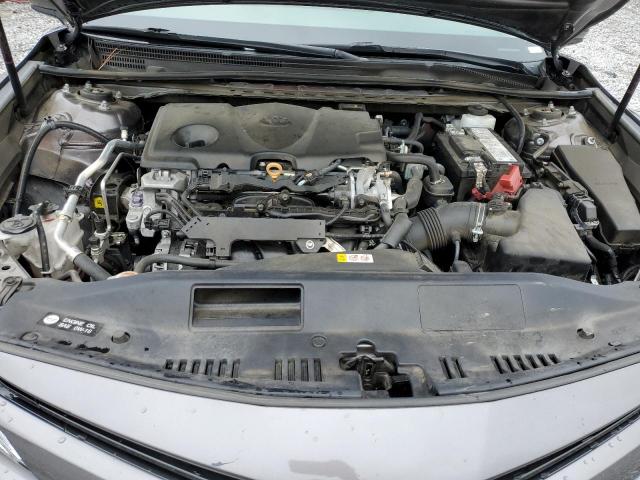 Toyota Camry Le Image 11