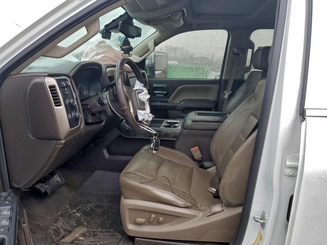 GMC Sierra K2500 Denali Image 10