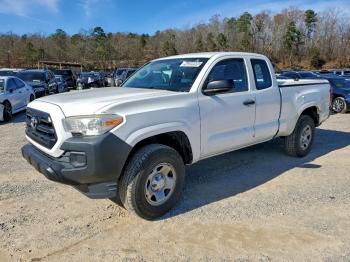  Salvage Toyota Tacoma