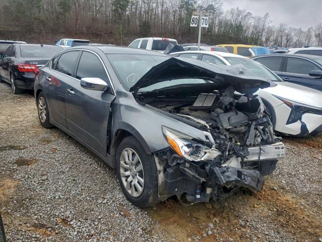 Nissan Altima 2.5 Image 3