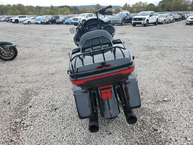 Harley-Davidson Fltrk Image 5