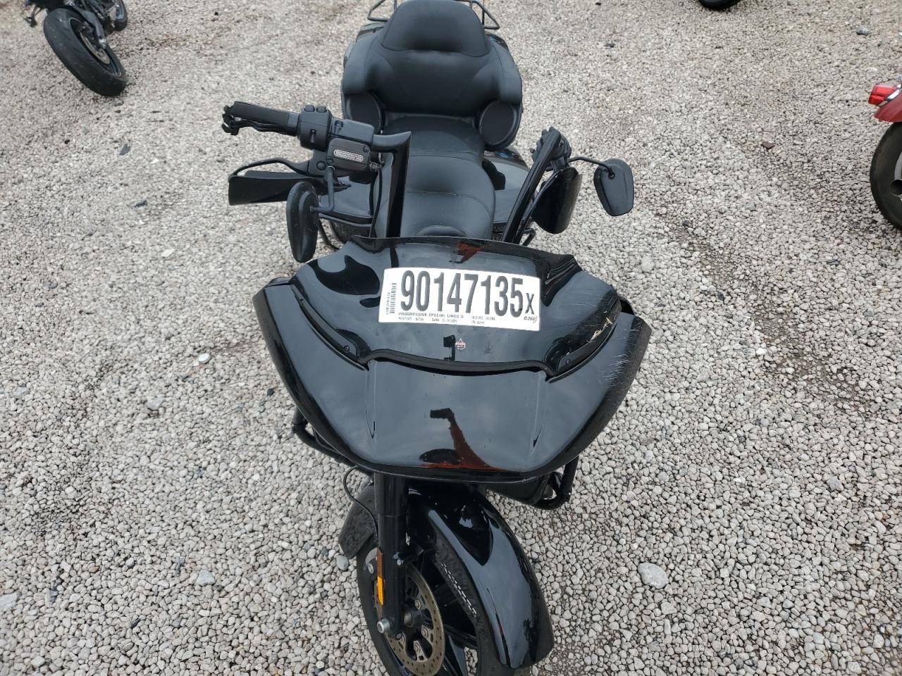 Harley-Davidson Fltrk Image 7