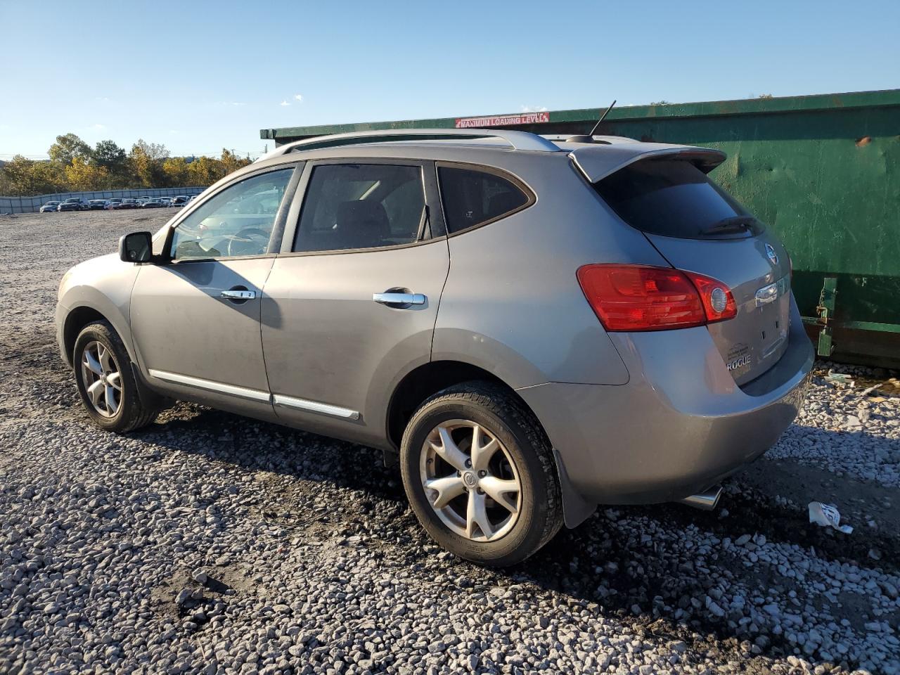 Nissan Rogue S Image 12