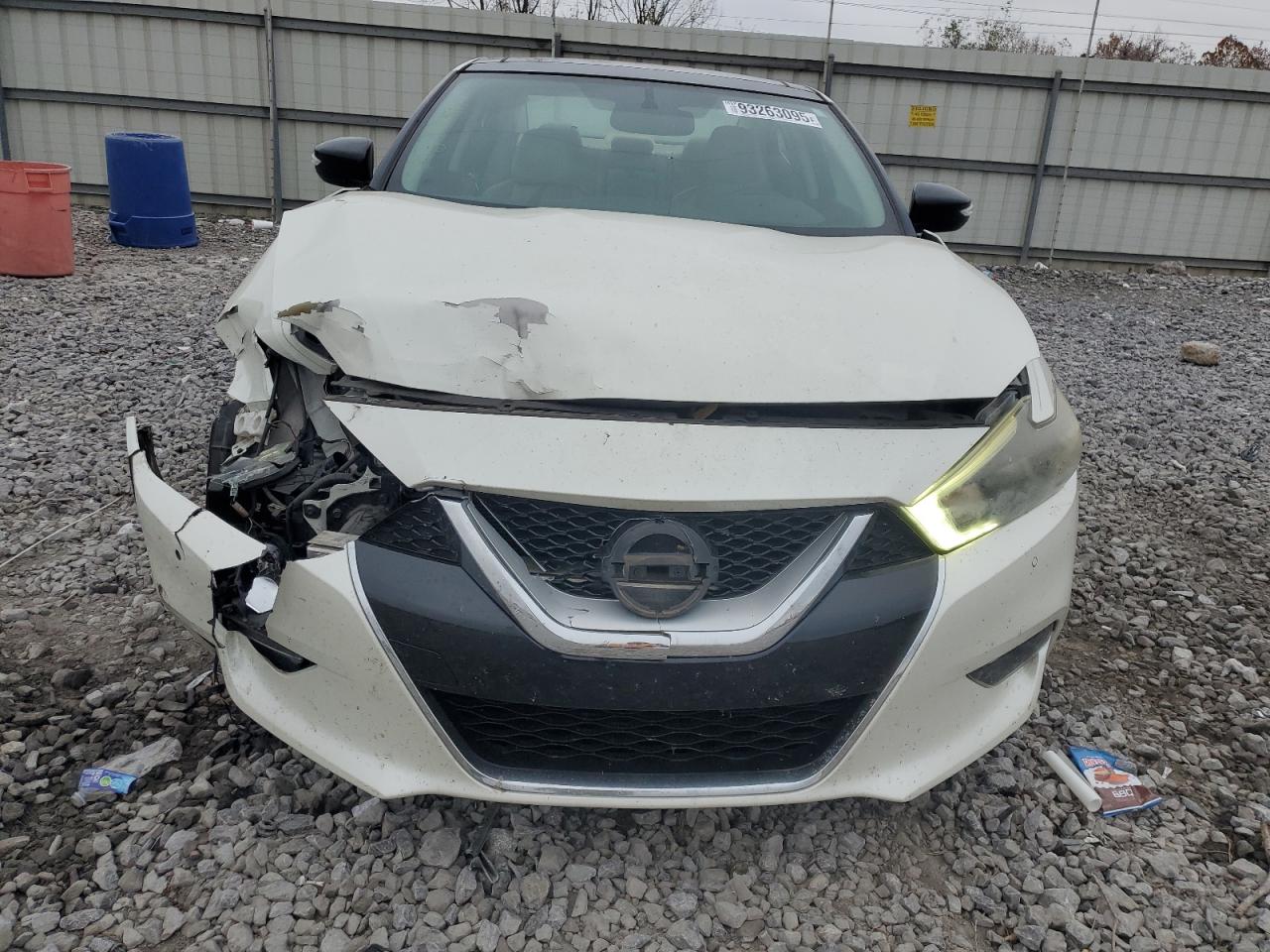 Nissan Maxima 3.5s Image 11