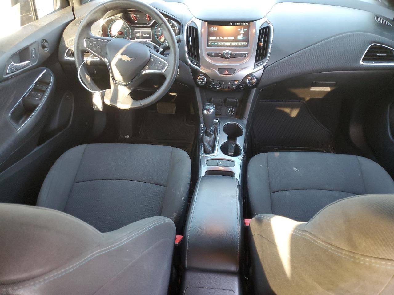 Chevrolet Cruze Lt Image 10