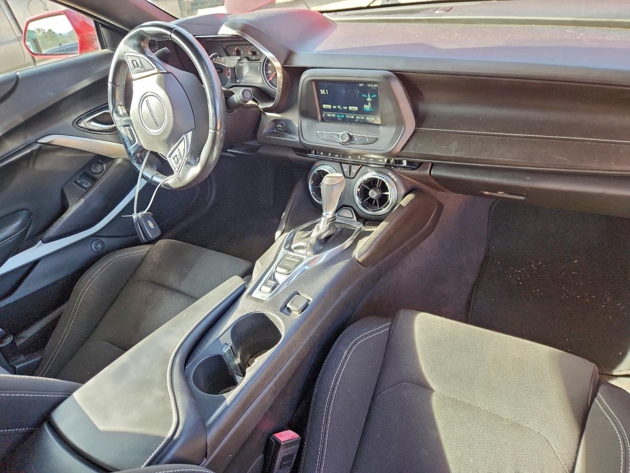 Chevrolet Camaro Lt Image 8