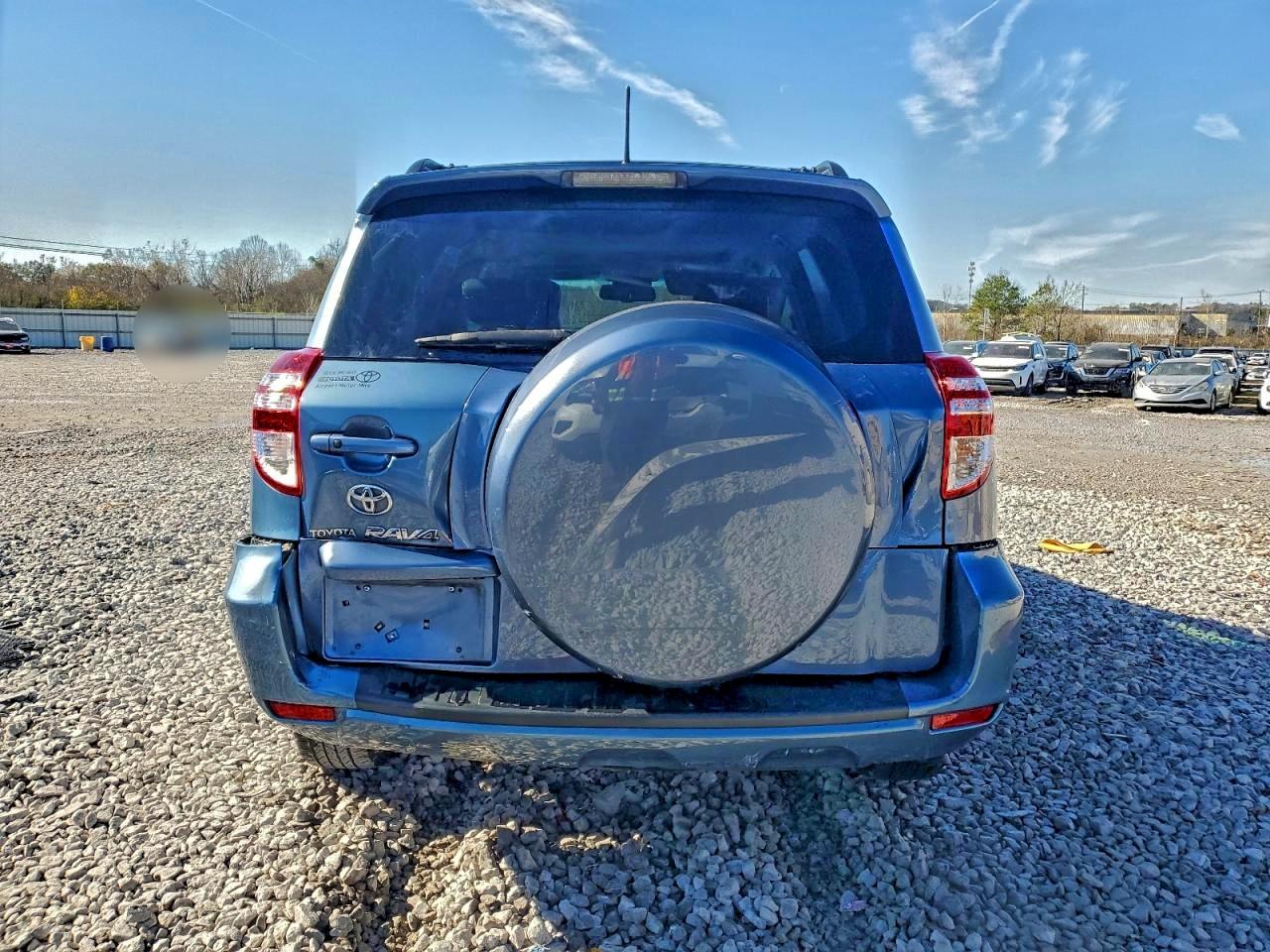 Toyota RAV4 Limited Image 13