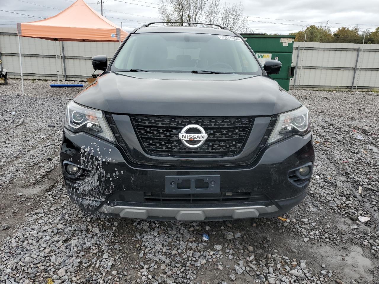 Nissan Pathfinder S Image 4