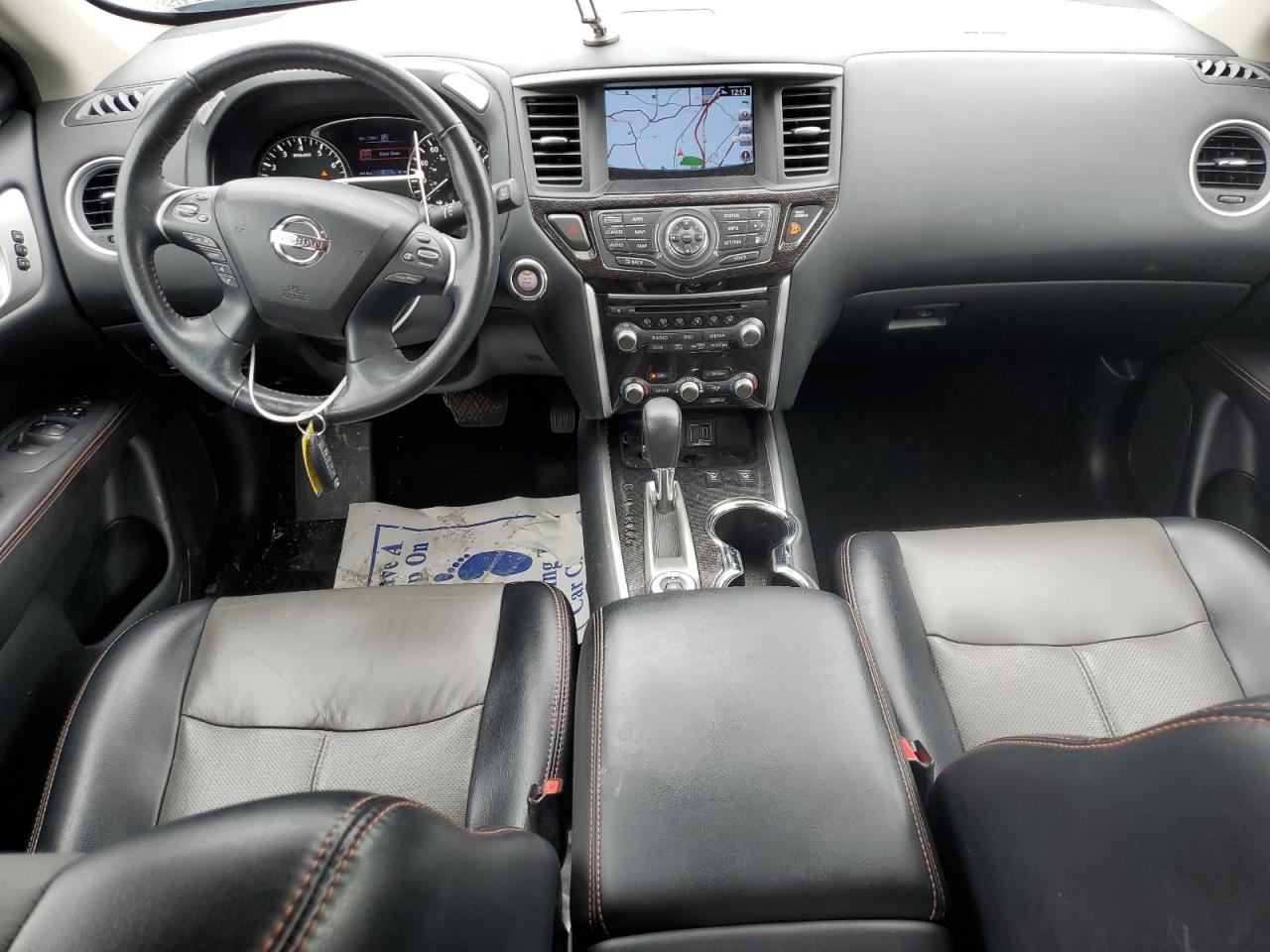 Nissan Pathfinder S Image 6