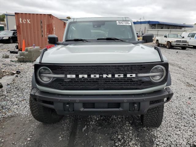 Ford Bronco Base Image 2