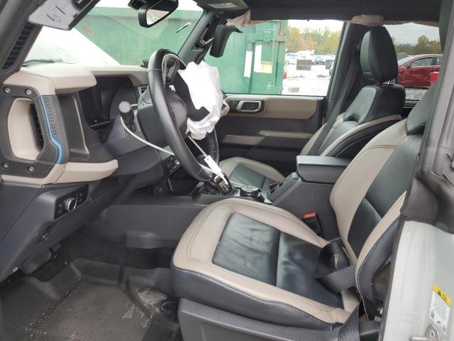 Ford Bronco Base Image 10