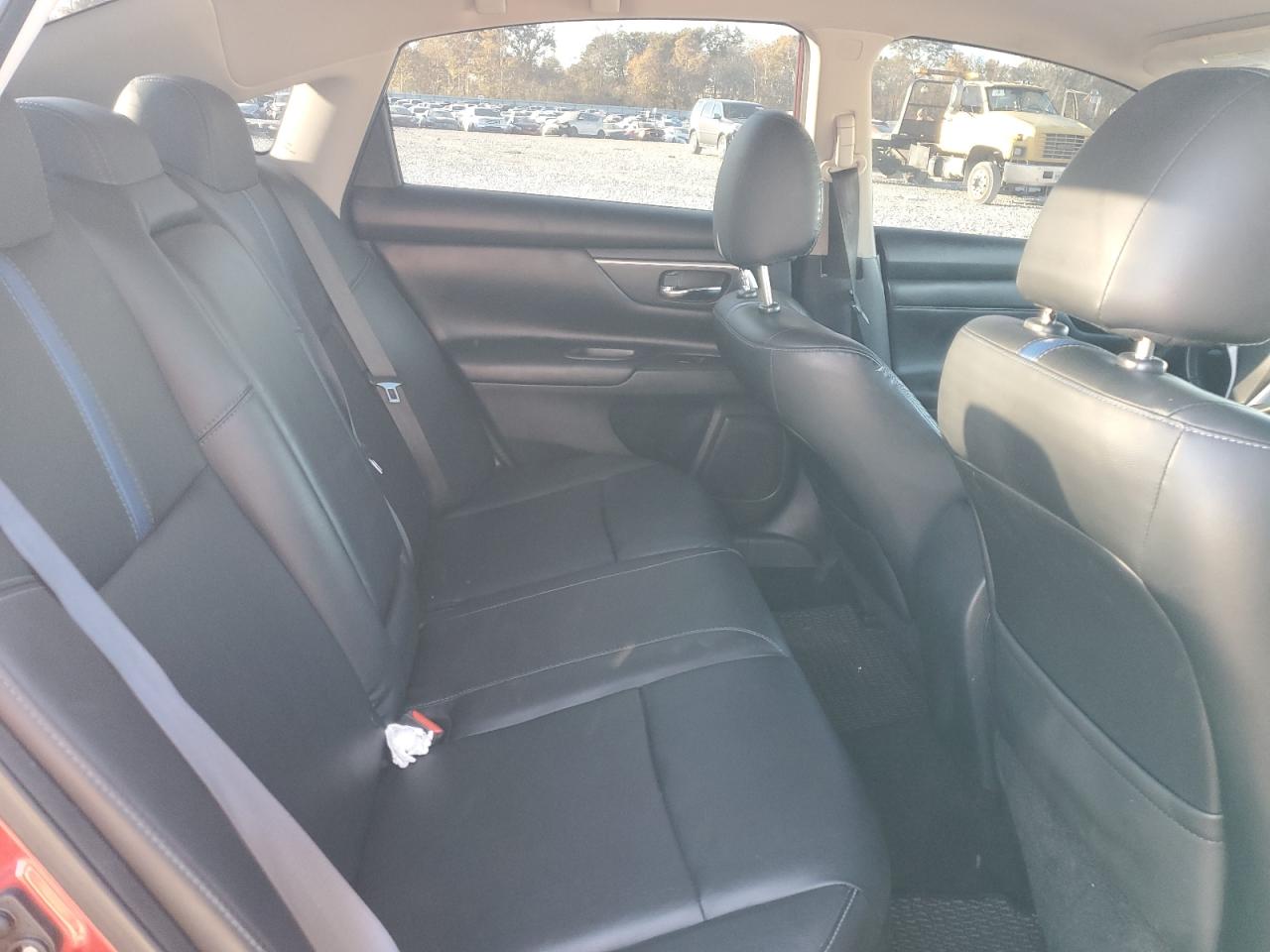 Nissan Altima 2.5 Image 12