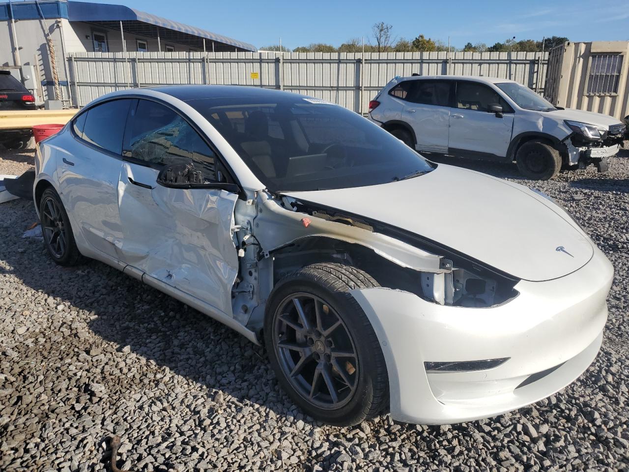 Tesla Model 3 Image 6