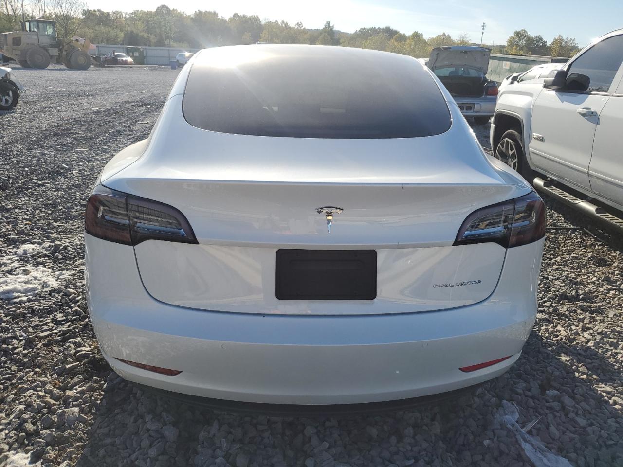 Tesla Model 3 Image 5