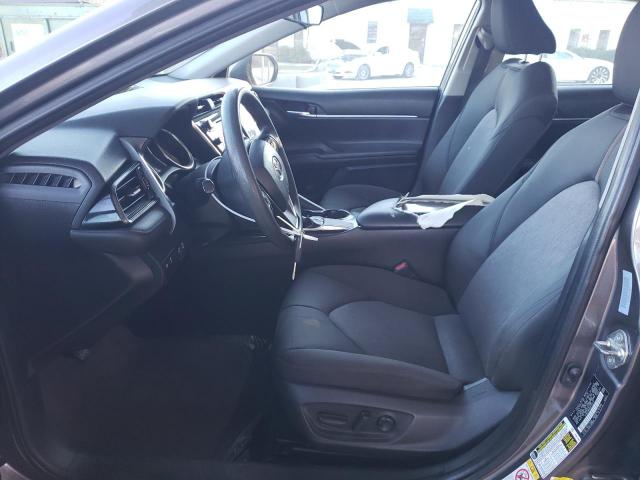 Toyota Camry L Image 6