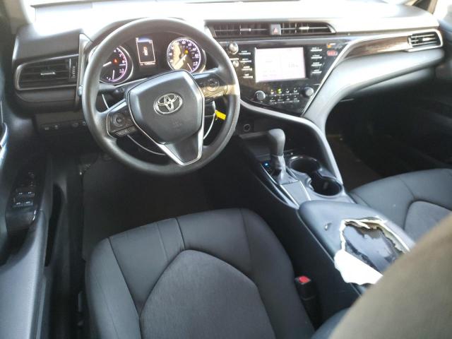 Toyota Camry L Image 2