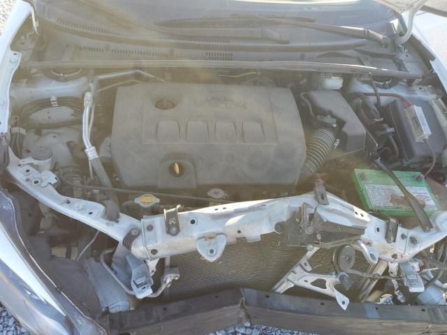 Toyota Corolla L Image 11