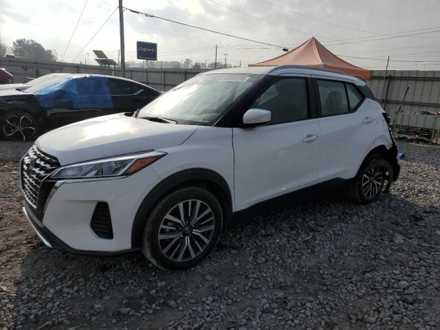  Salvage Nissan Kicks