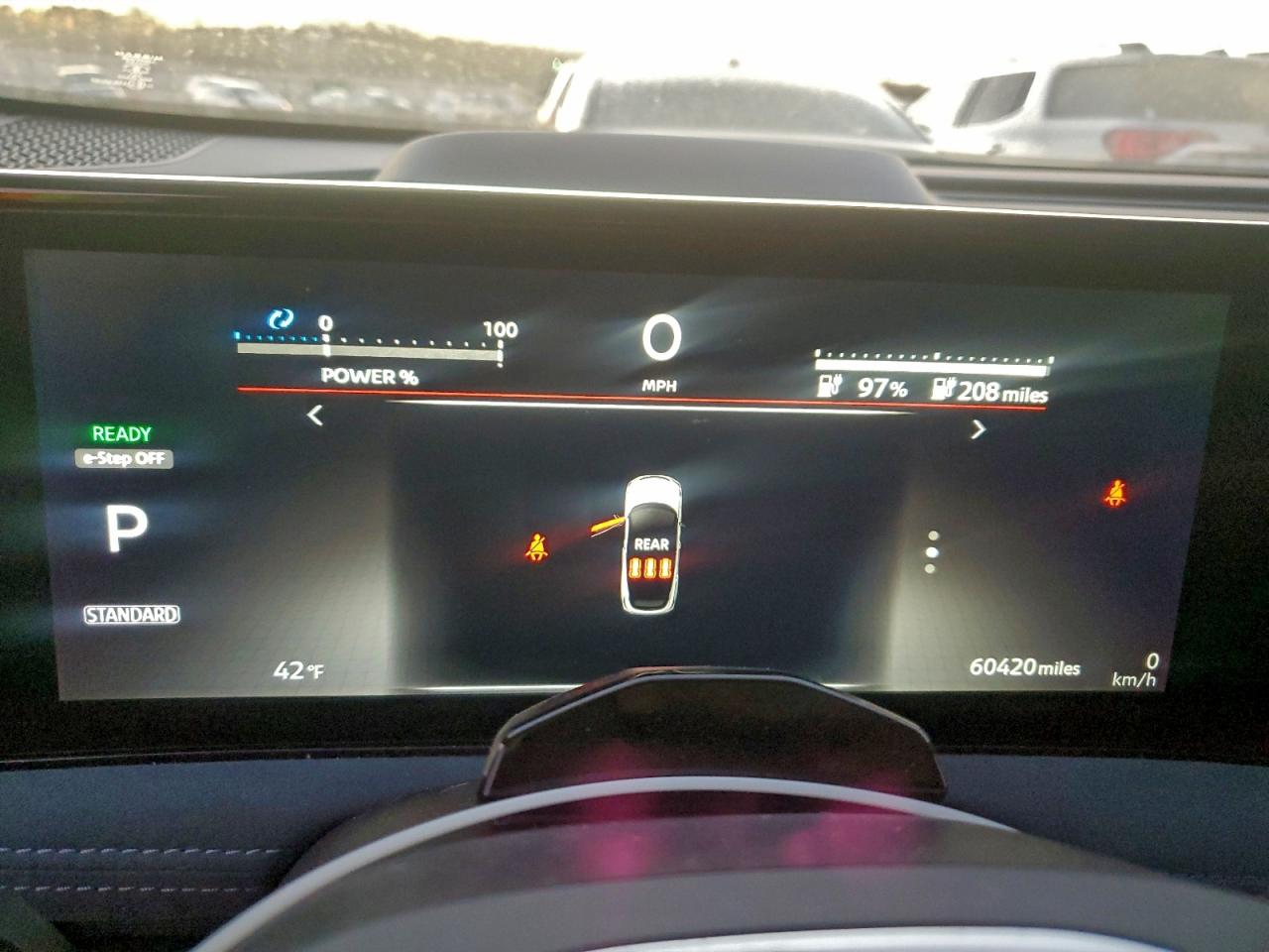 Nissan Ariya Platinum + Image 8