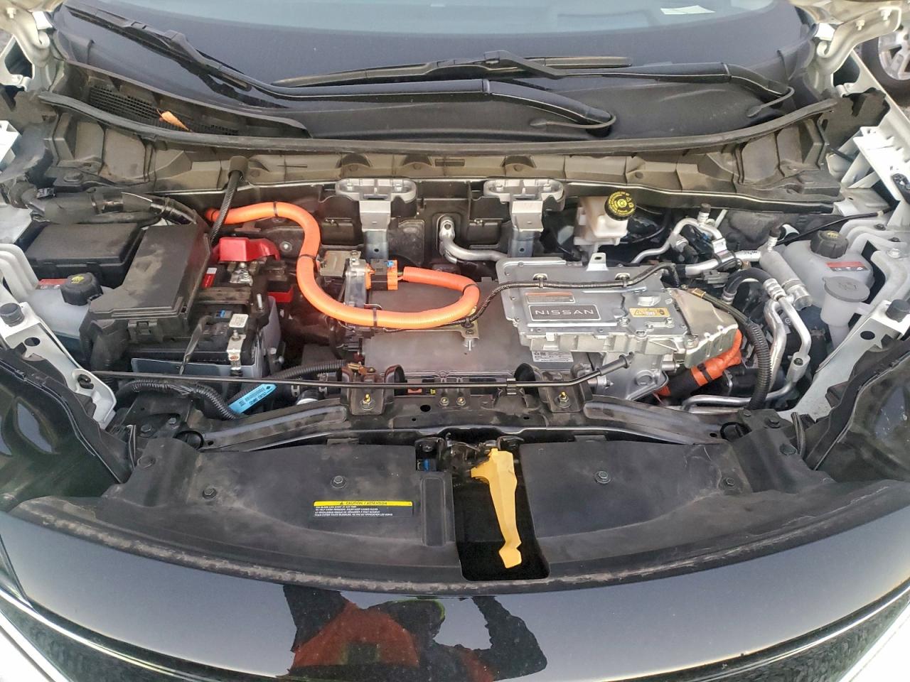 Nissan Ariya Platinum + Image 9