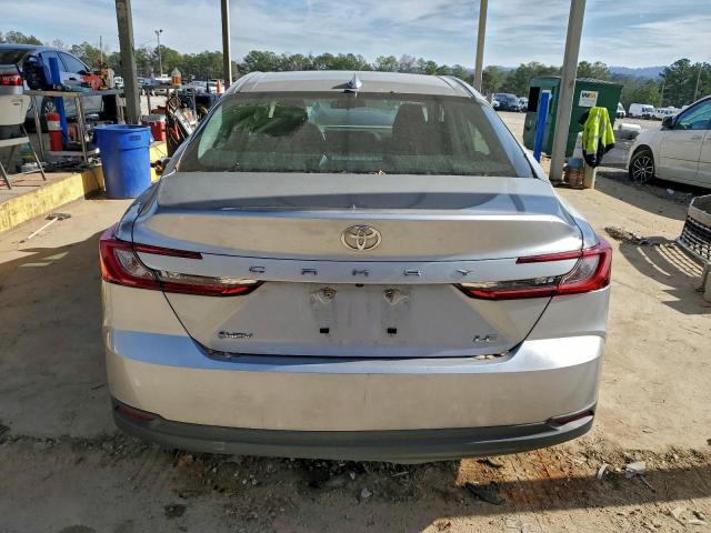 Toyota Camry Xse Image 4