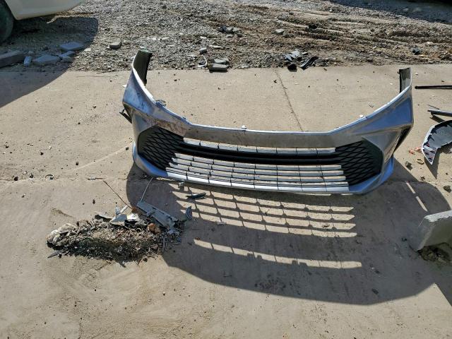 Toyota Camry Xse Image 12