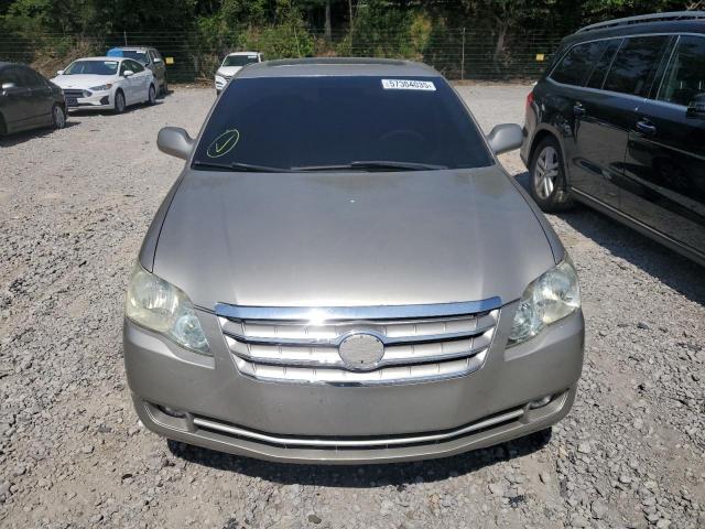 Toyota Avalon Xl Image 8