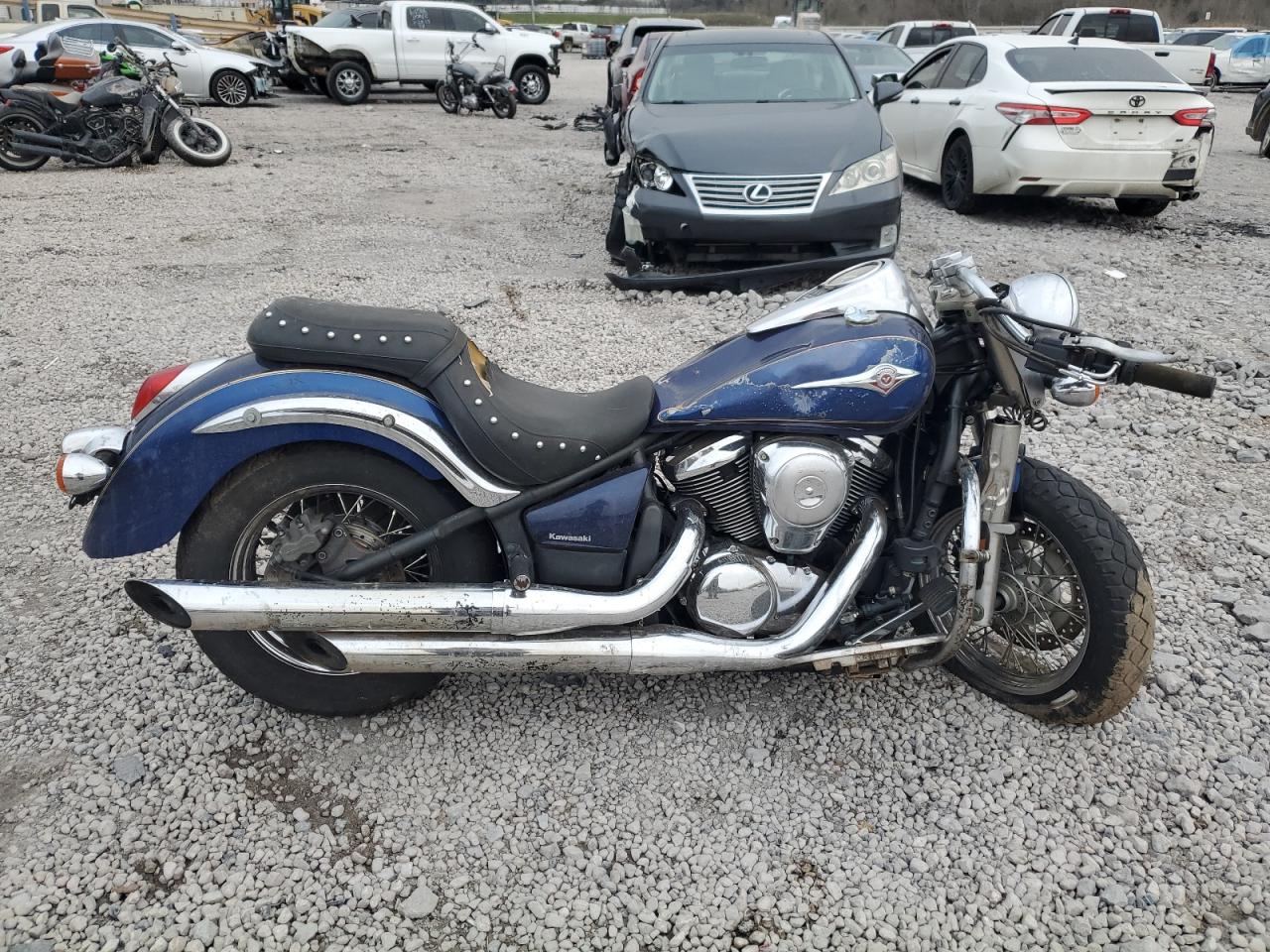 Kawasaki Vulcan 900 D Image 1