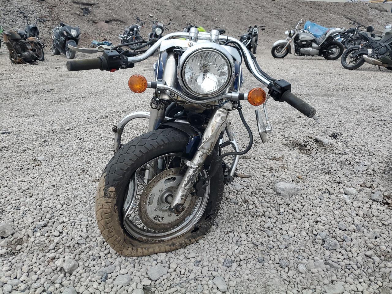 Kawasaki Vulcan 900 D Image 7