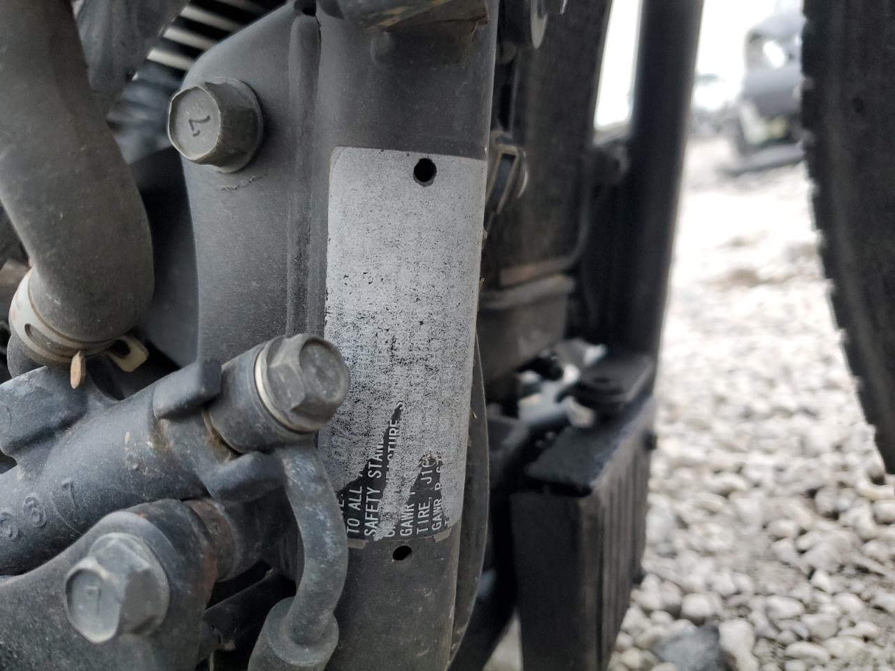 Kawasaki Vulcan 900 D Image 2